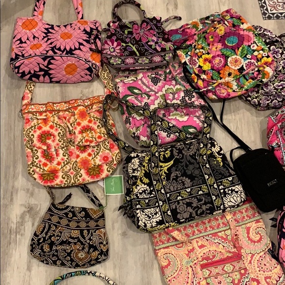 HUGE LOT OF 13 VERA BRADLEY BAGS - Picture 2 of 5